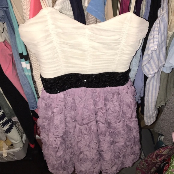 dress - Picture 1 of 3